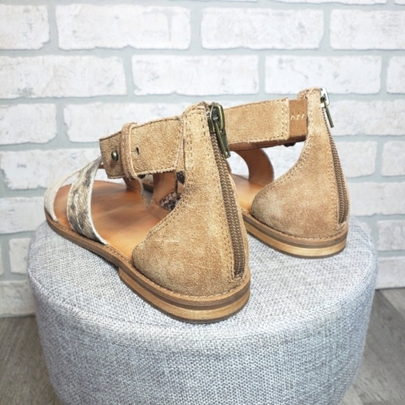 FRYE & CO. EVIE 2 Band Sandal Flats Size 7 - Picture 10 of 12